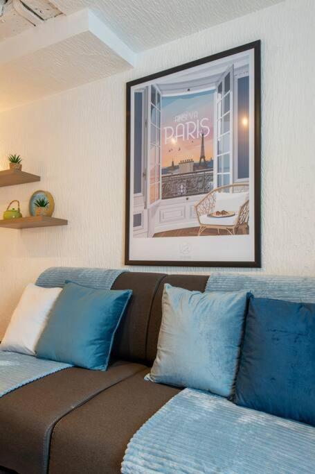 Near The Louvre, Amazing Location On The Most Prestigious Street Apartment